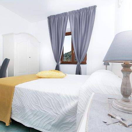 O' Lattariello Bed & Breakfast Amalfi Bagian luar foto